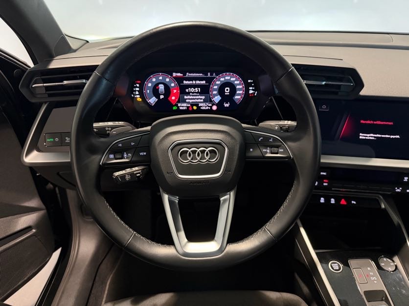 AUDI A3 Sportback 35 TFSI Attraction S-tronic-image-5