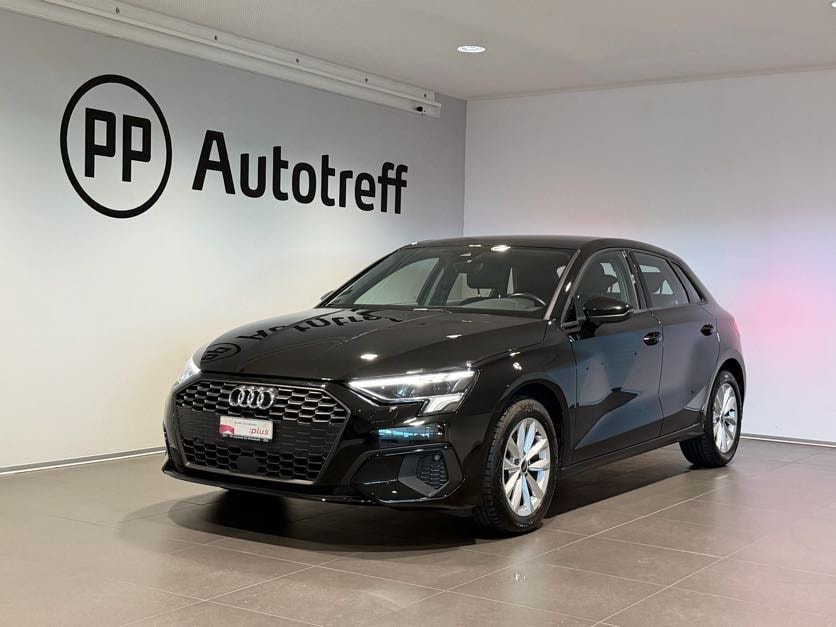 AUDI A3 Sportback 35 TFSI Attraction S-tronic-image-1