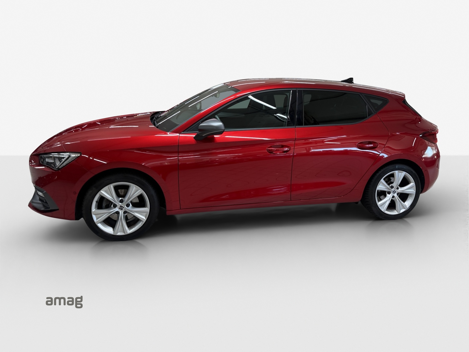 SEAT Leon 1.5 eTSI mHEV DSG FR-showroom-element-1