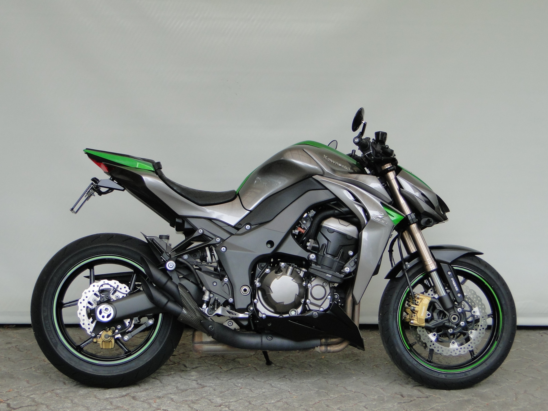 KAWASAKI Z 1000-image-2