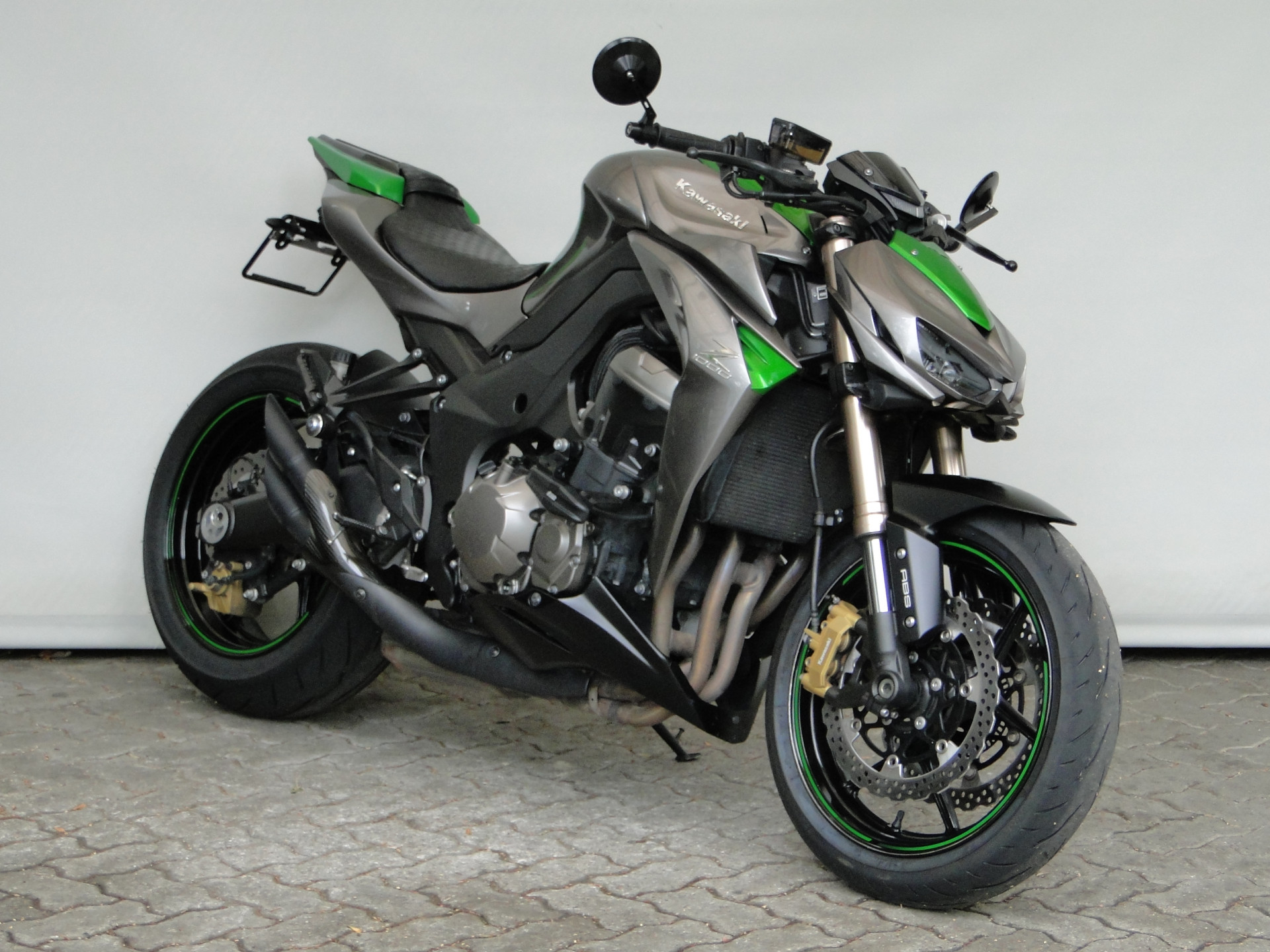 KAWASAKI Z 1000-image-1