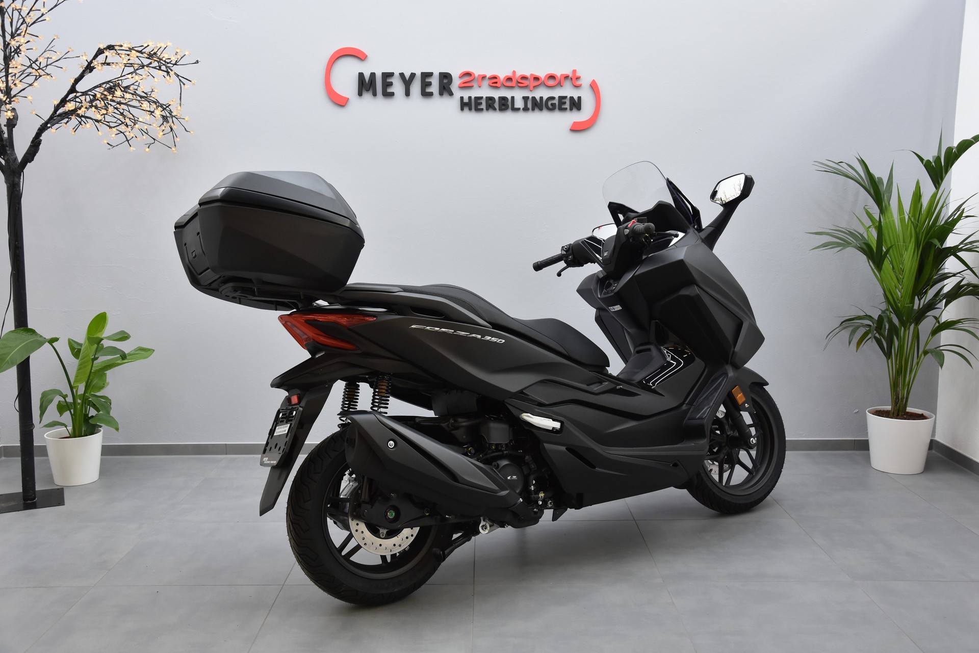 HONDA NSS 350 Smart Top Box-image-2