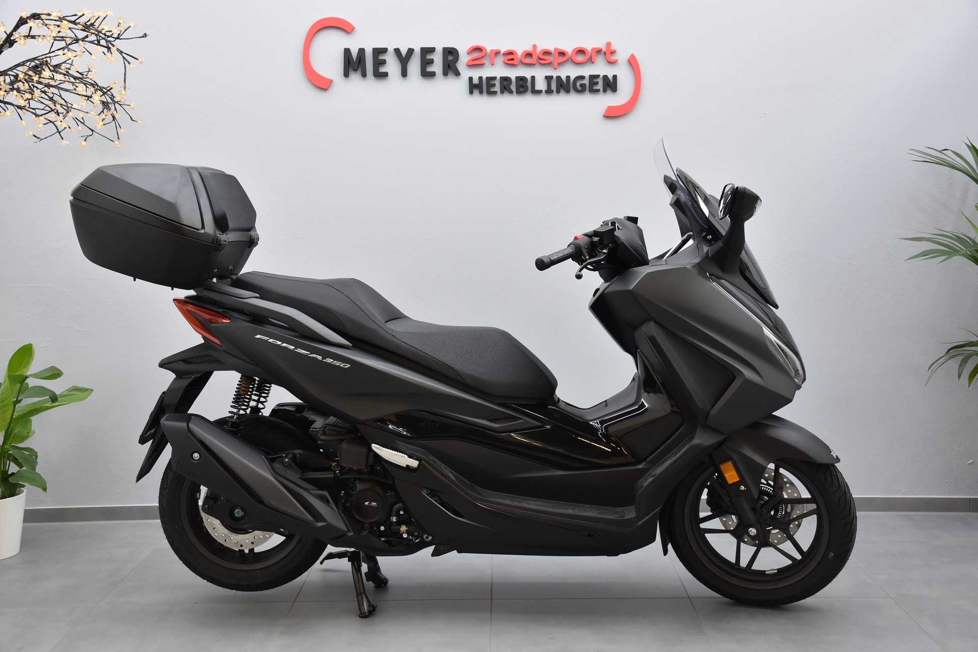 HONDA NSS 350 Smart Top Box-image-1