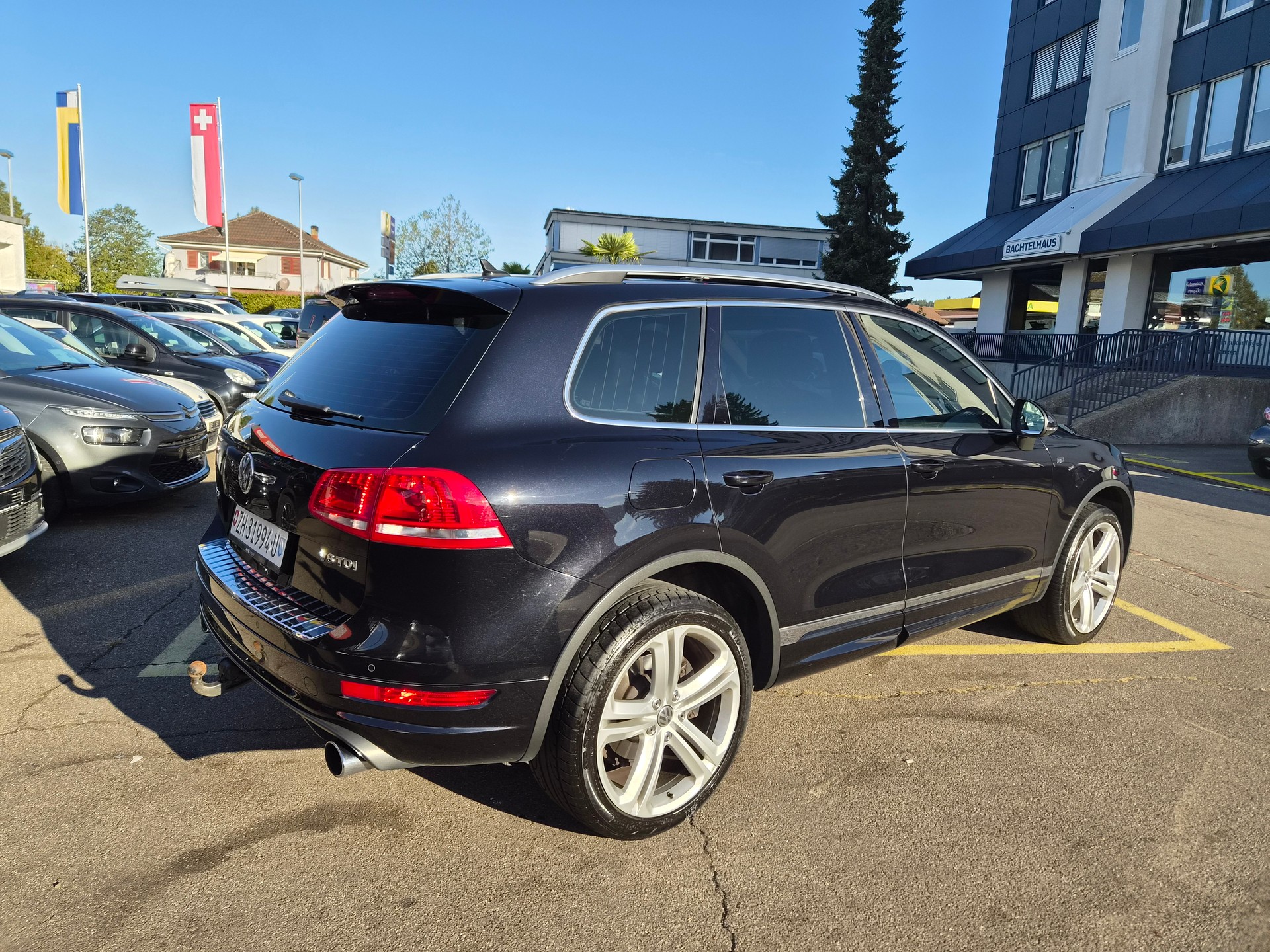 VW Touareg 4.2 TDI Tiptronic-showroom-element-1