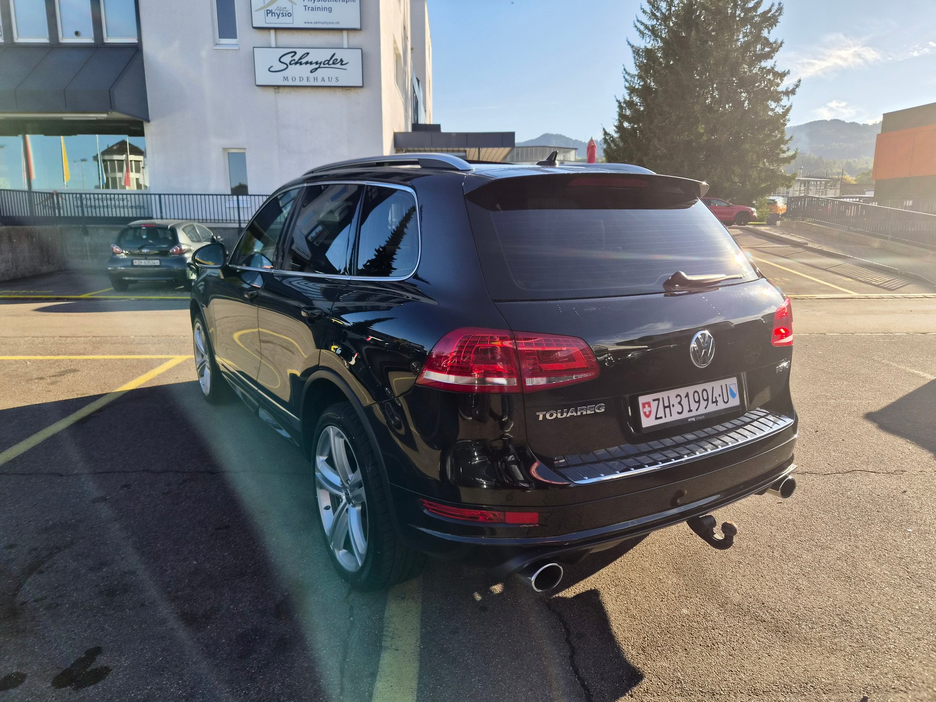 VW Touareg 4.2 TDI Tiptronic-showroom-element-3