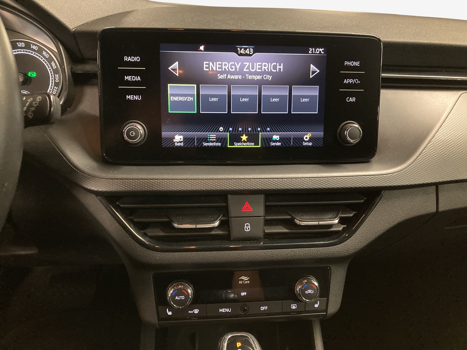 SKODA Scala 1.0 TSI Ambition DSG-image-10