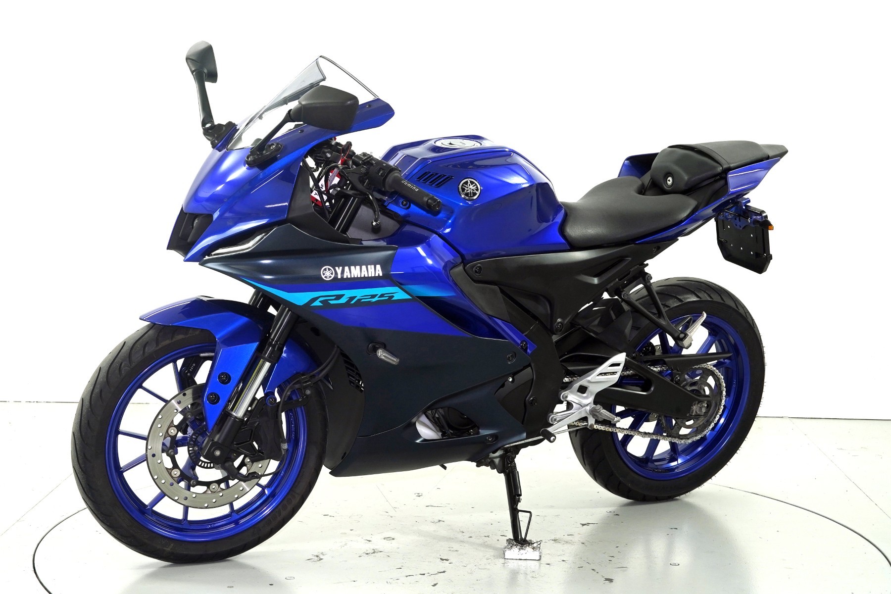 YAMAHA YZF 125 ABS-image-2