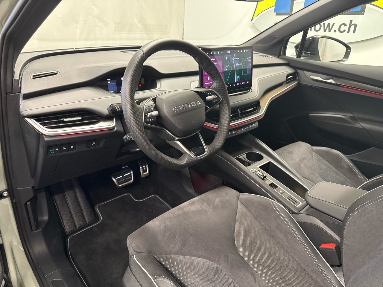 SKODA Elroq 85 Sportline-showroom-element-2