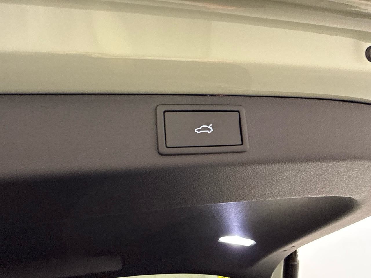SKODA Elroq 85 Sportline-image-12