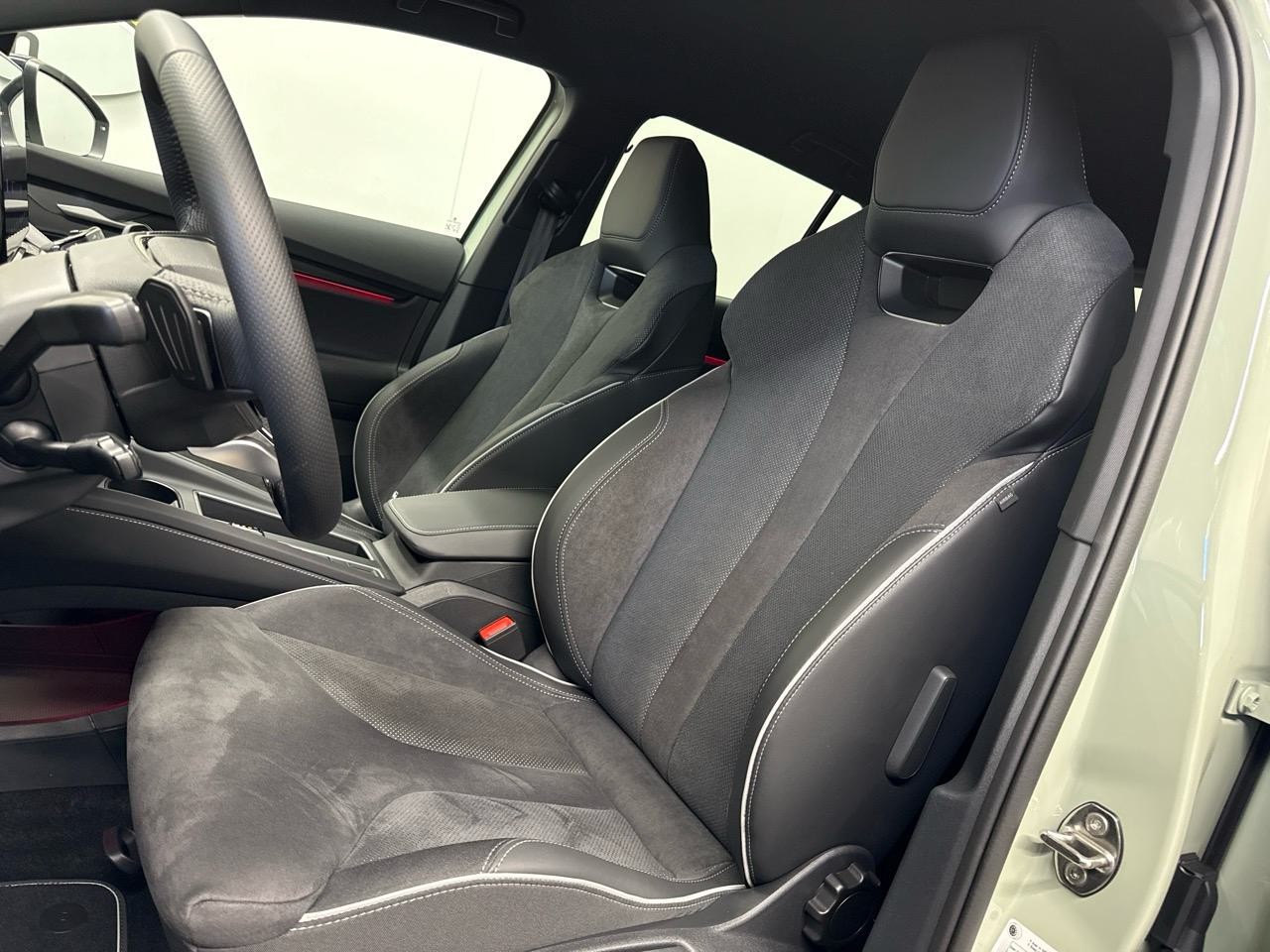 SKODA Elroq 85 Sportline-showroom-element-3