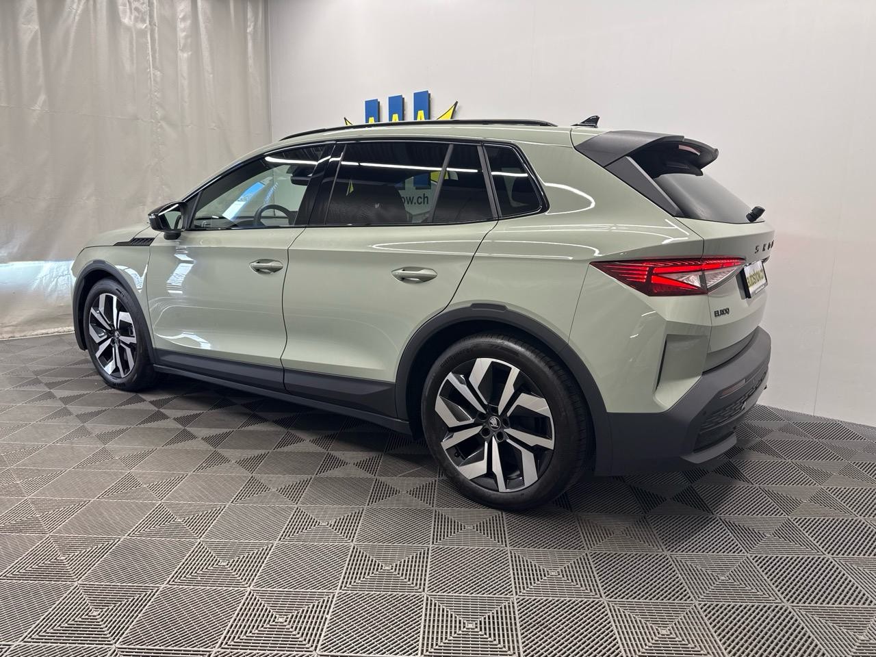 SKODA Elroq 85 Sportline-showroom-element-1