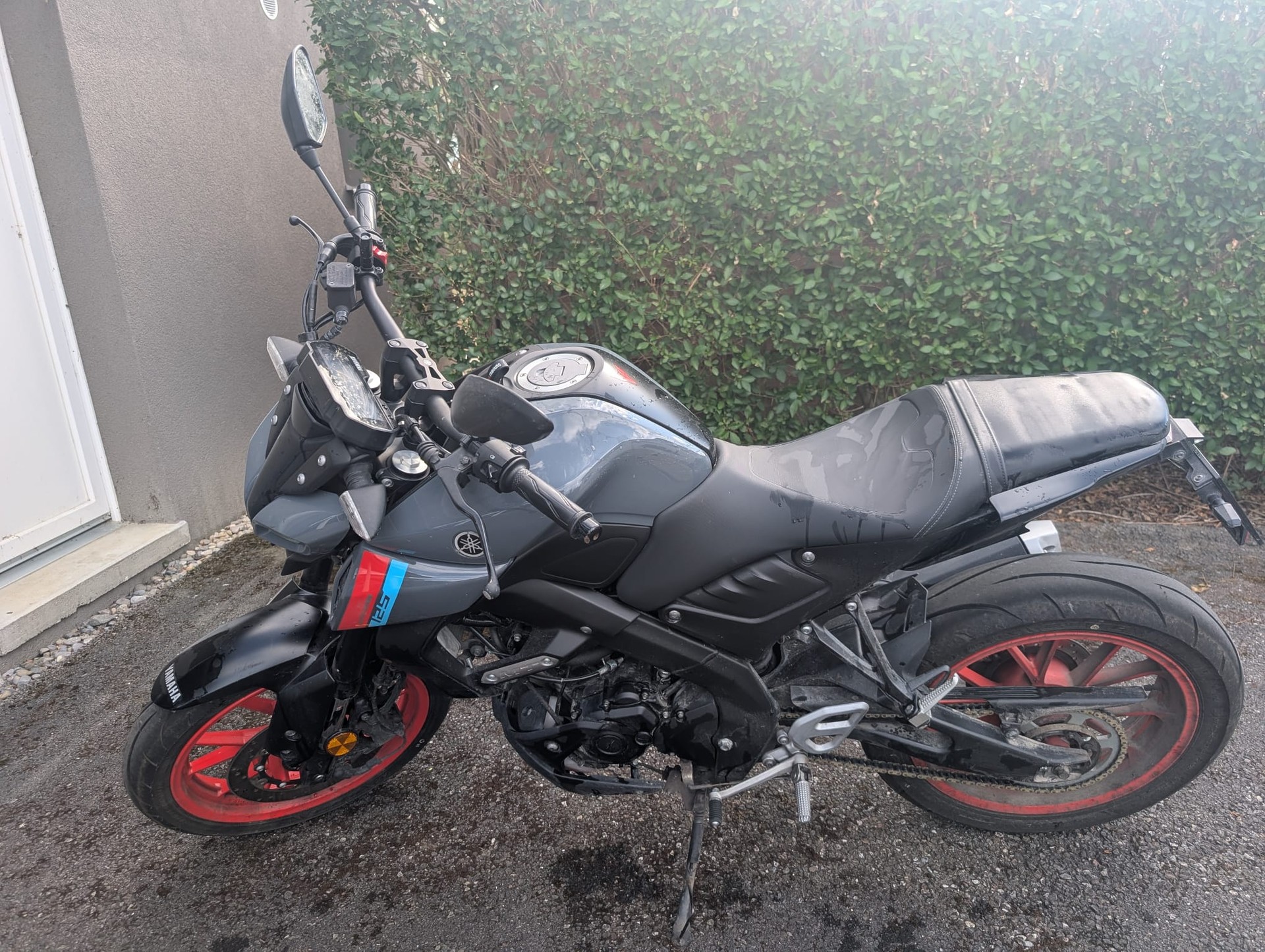 YAMAHA MT-125-image-7