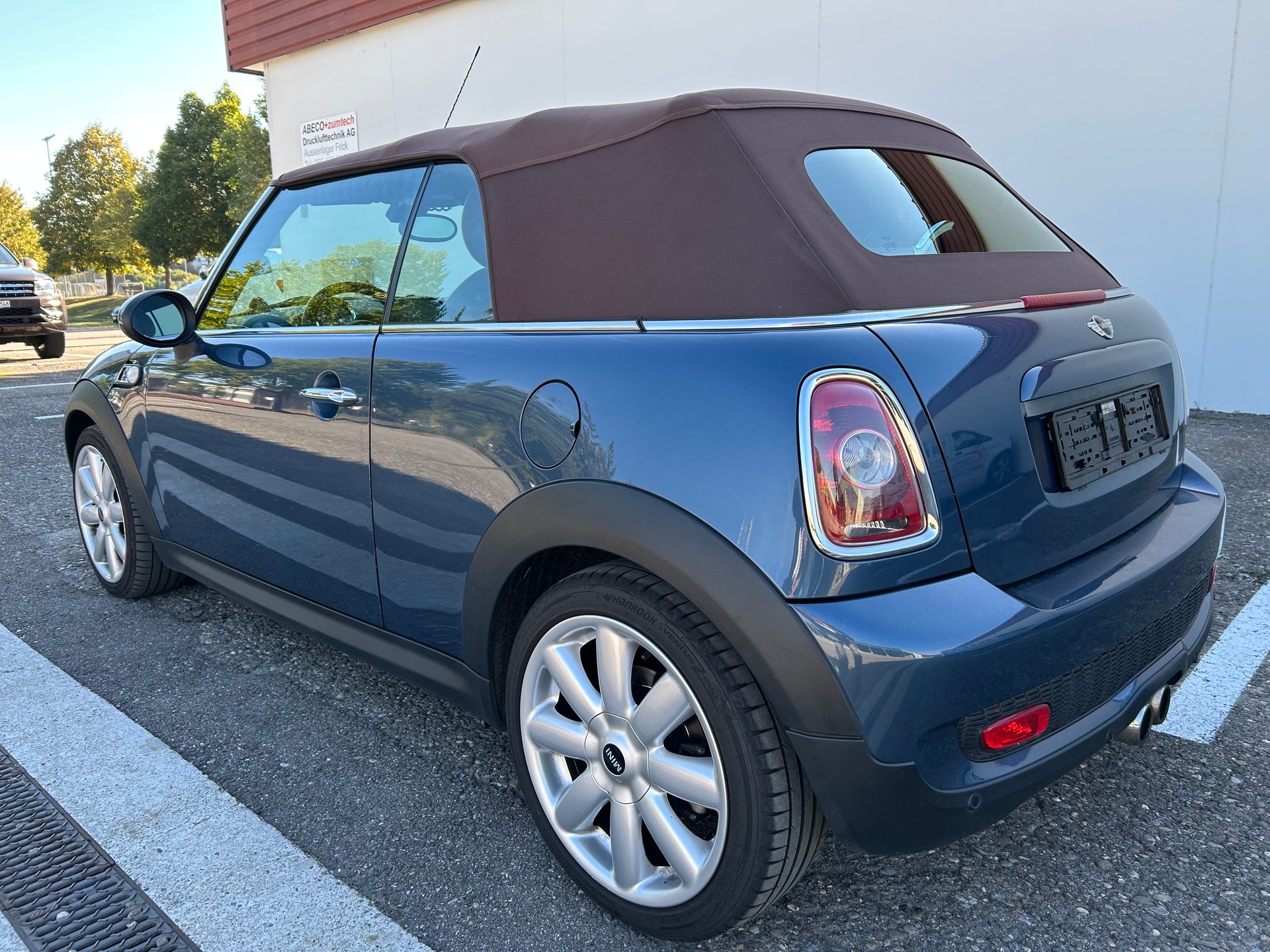 MINI Cooper S Cabriolet Steptronic-showroom-element-3