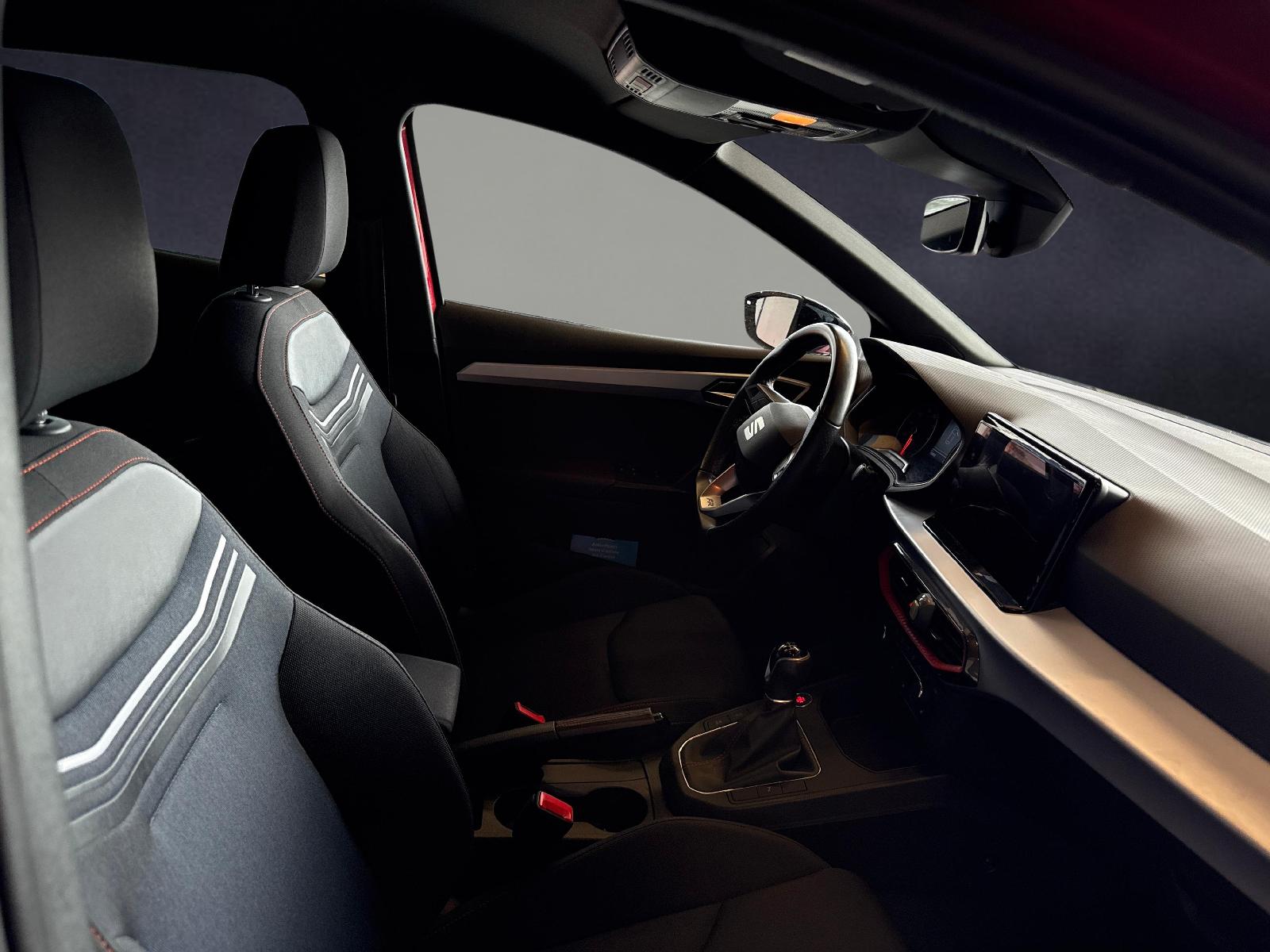 SEAT Ibiza 1.0 TSI 110 FR-image-9