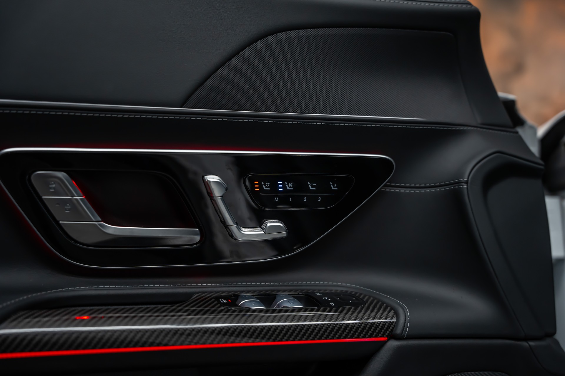 MERCEDES-BENZ AMG SL 63 4M Speedshift MCT *Carbon*Nachtsicht*Massage*-image-13
