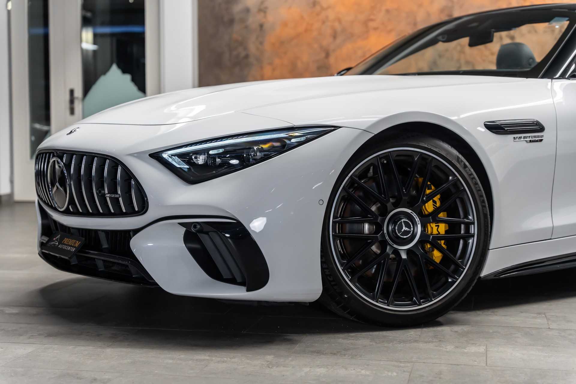 MERCEDES-BENZ AMG SL 63 4M Speedshift MCT *Carbon*Nachtsicht*Massage*-showroom-element-3