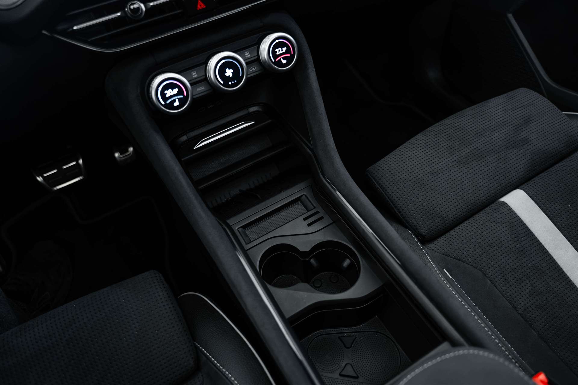 SKODA SKODA Kodiaq 2.0 TDI Sportline DSG-Automat-image-32