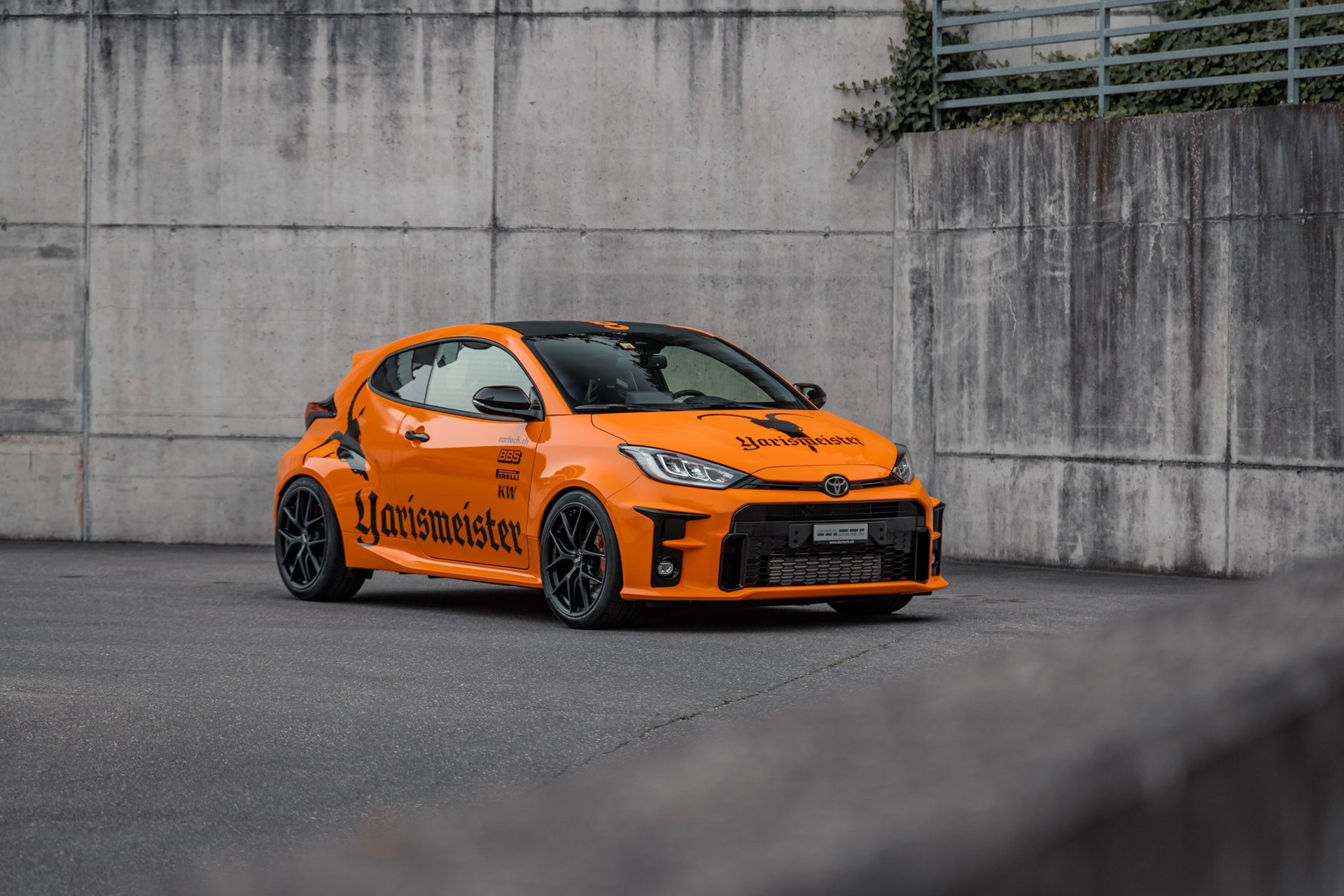 TOYOTA Yaris 1.6 GR Sport by cartech-image-11