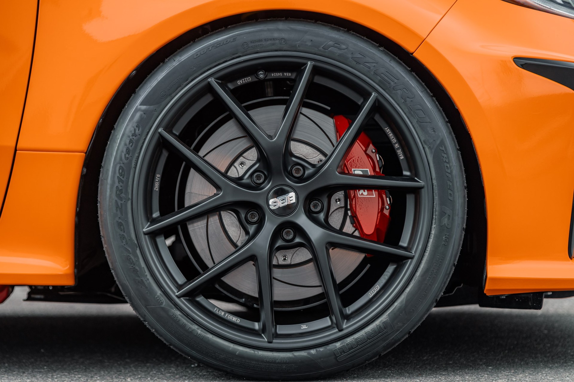 TOYOTA Yaris 1.6 GR Sport by cartech-image-14
