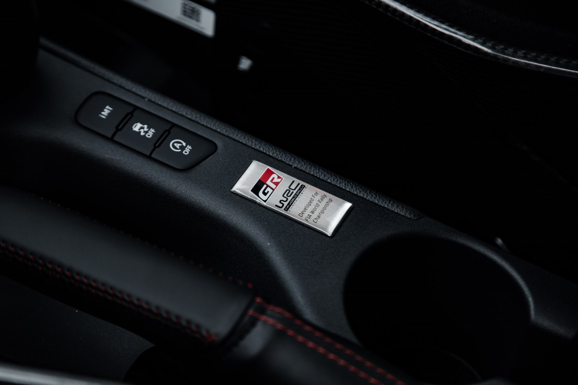 TOYOTA Yaris 1.6 GR Sport by cartech-image-22