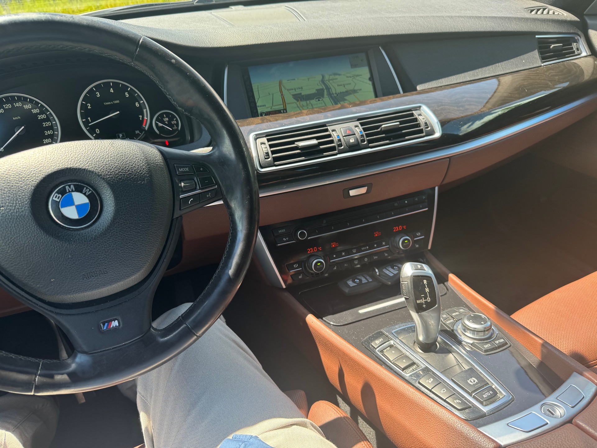 BMW 535i xDrive GT Steptronic-image-15