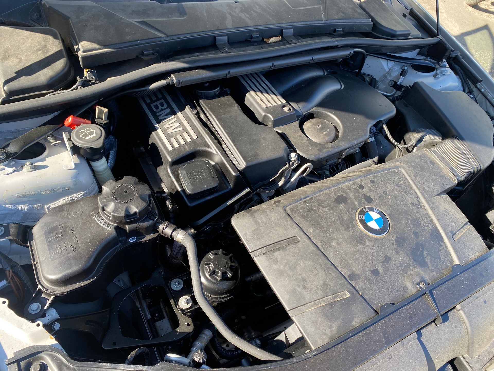 BMW 320i Touring-image-7