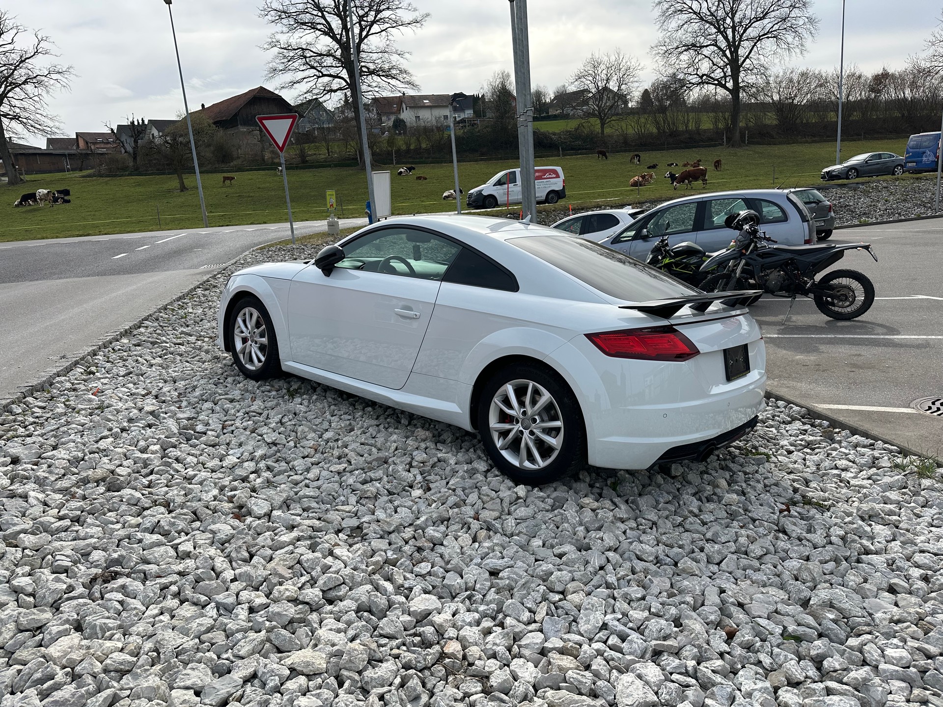 AUDI TT Coupé 2.0 TFSI quattro S-tronic-image-3