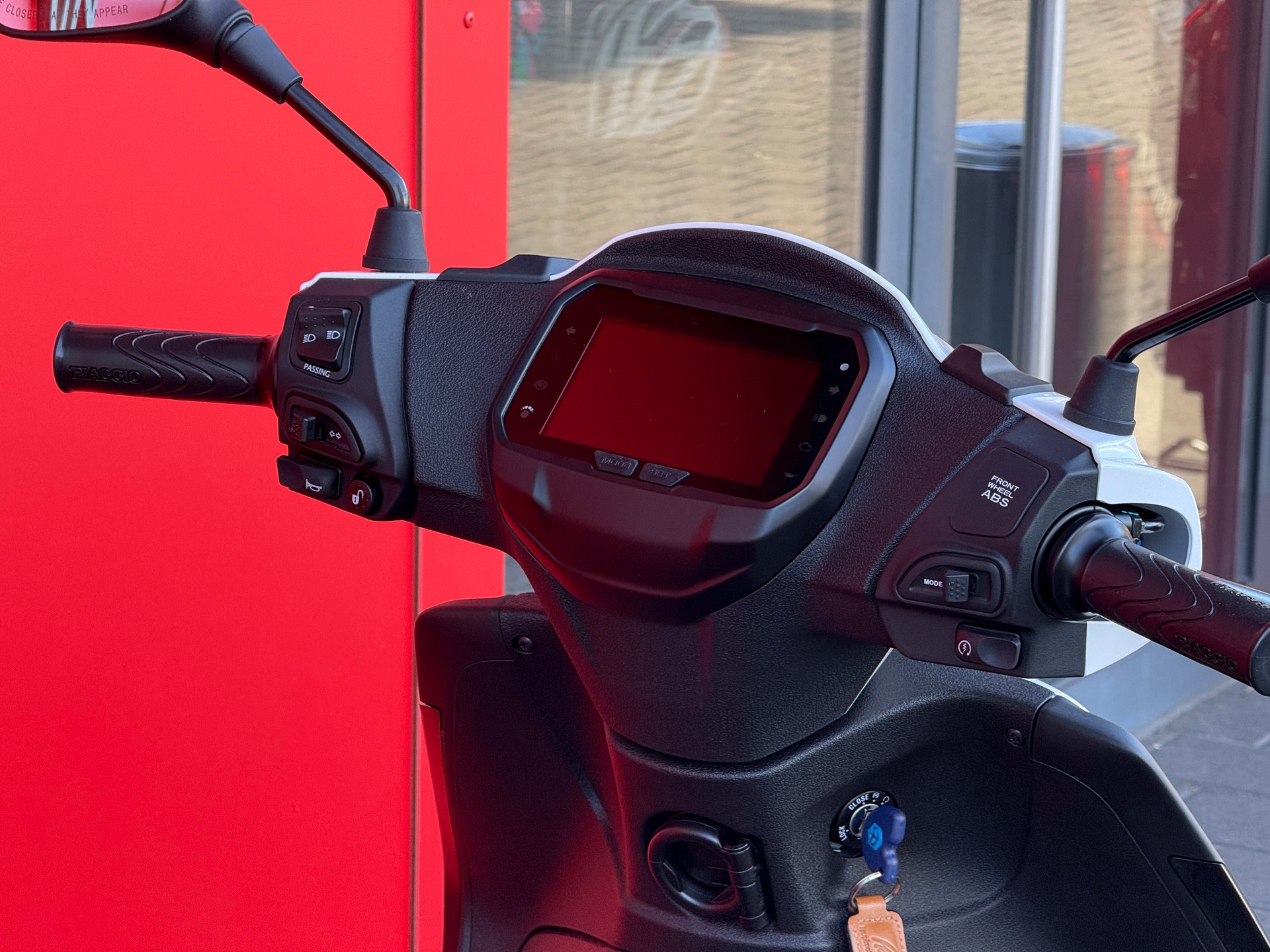 PIAGGIO Liberty 125 Sport E5+-image-4