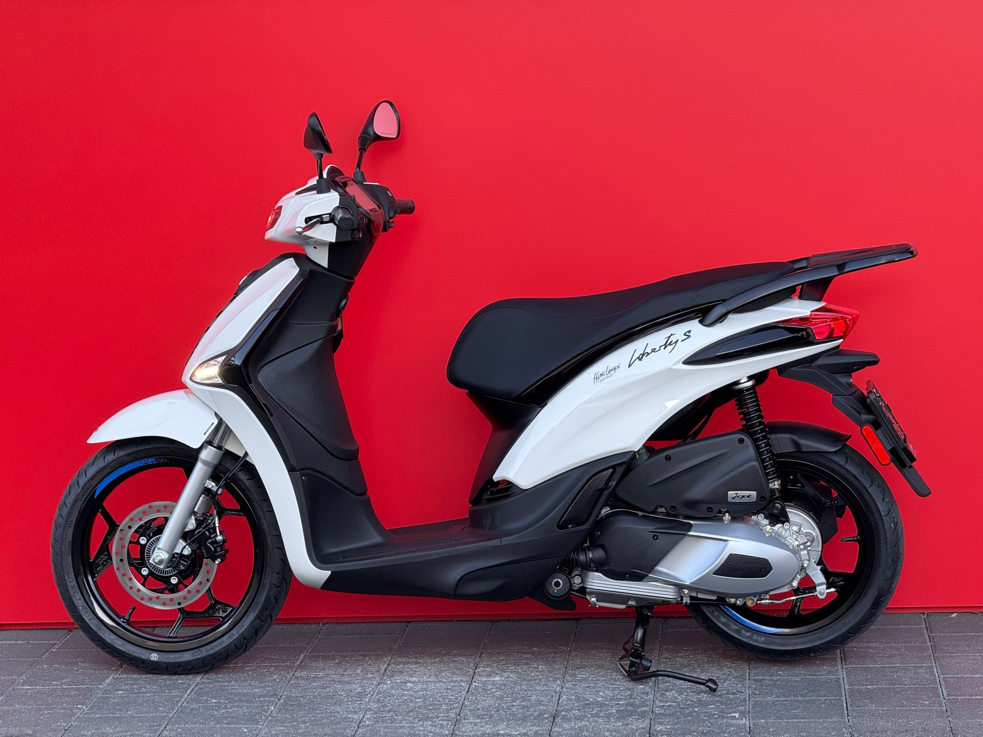 PIAGGIO Liberty 125 Sport E5+-image-13