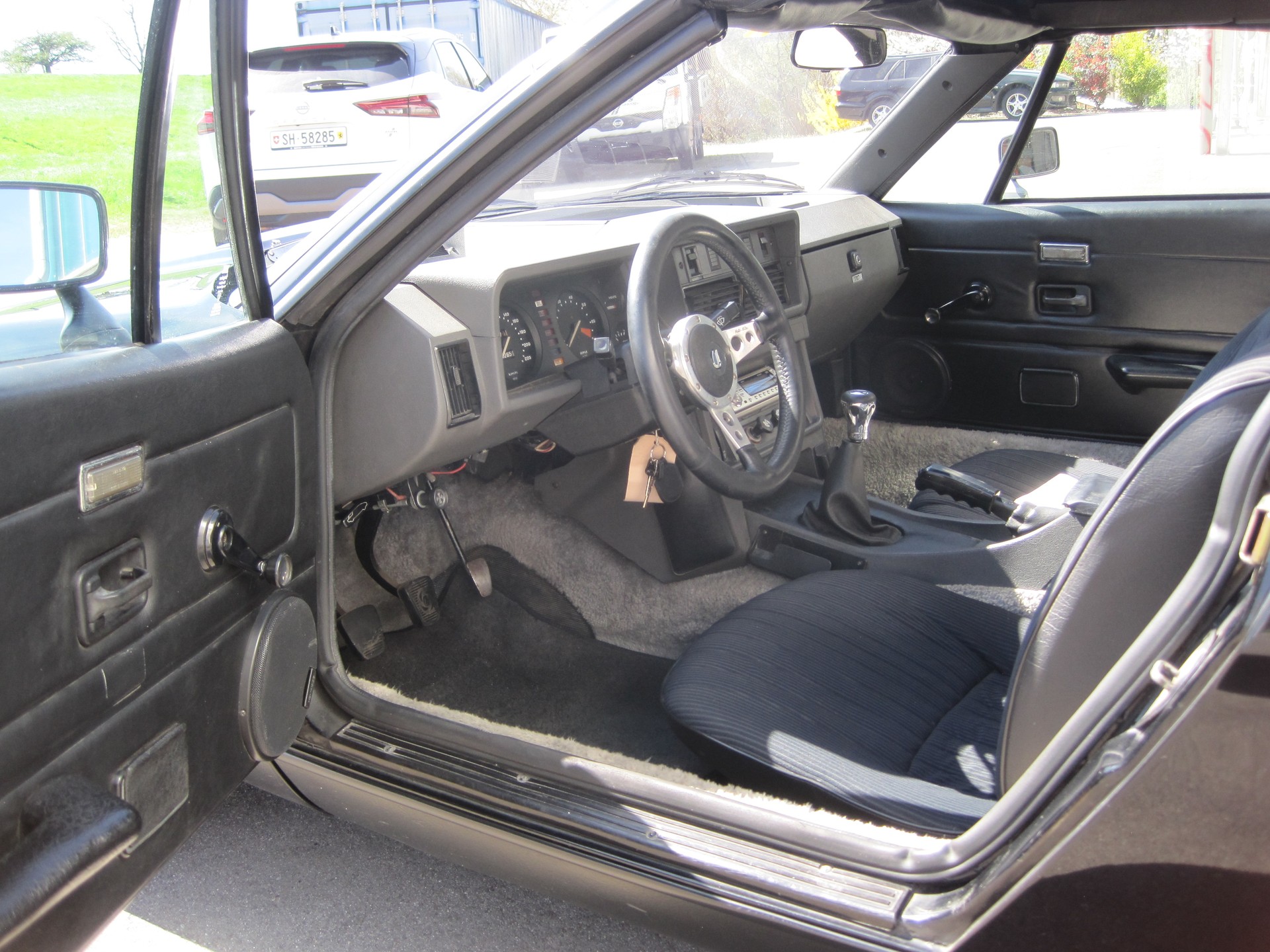 TRIUMPH TR7-image-11
