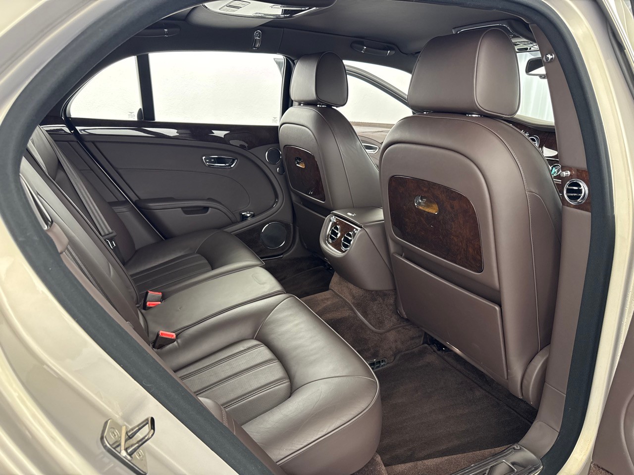 BENTLEY Mulsanne-image-7
