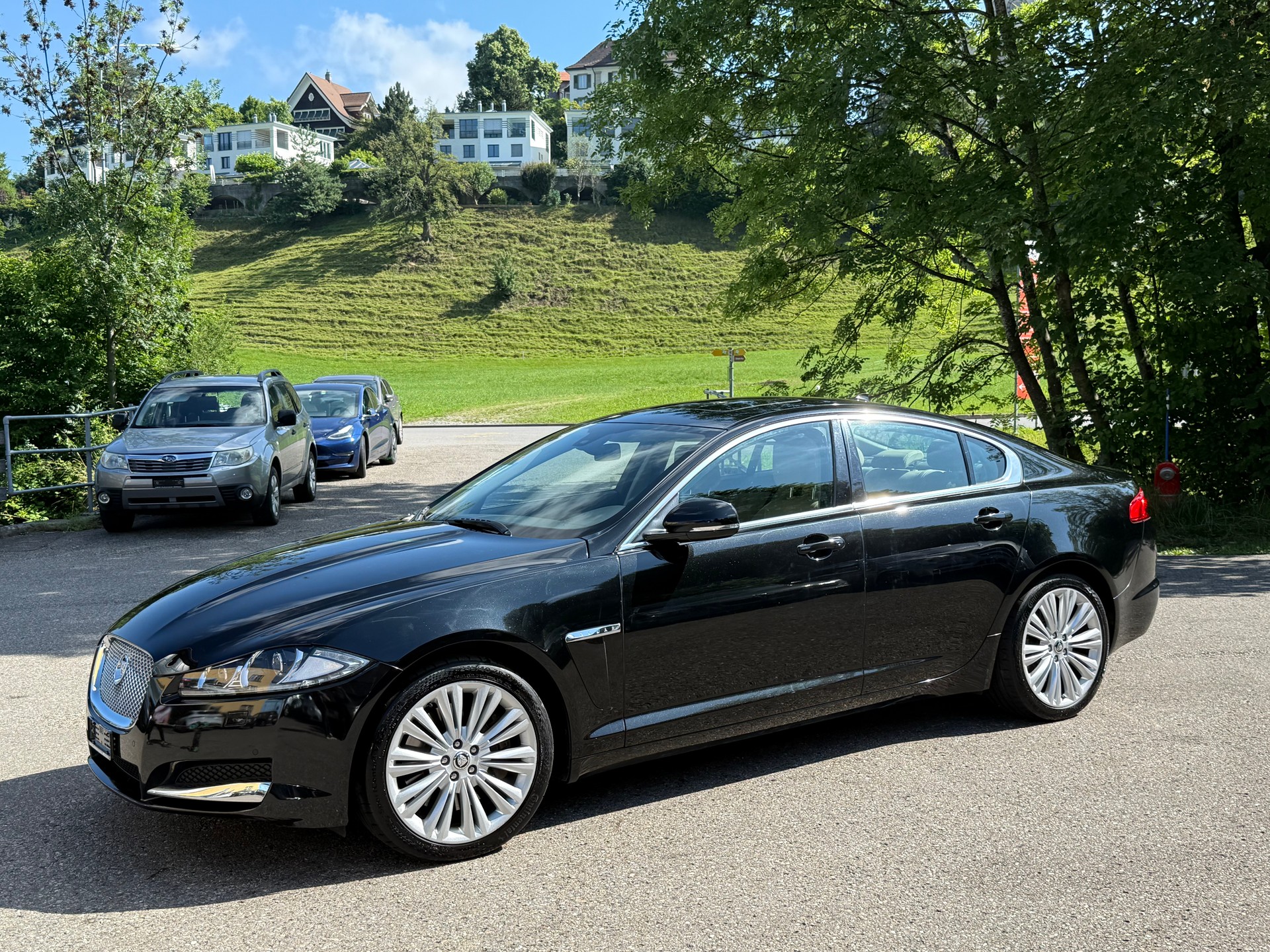 JAGUAR XF 3.0 V6 S/C Luxury 4x4-image-13