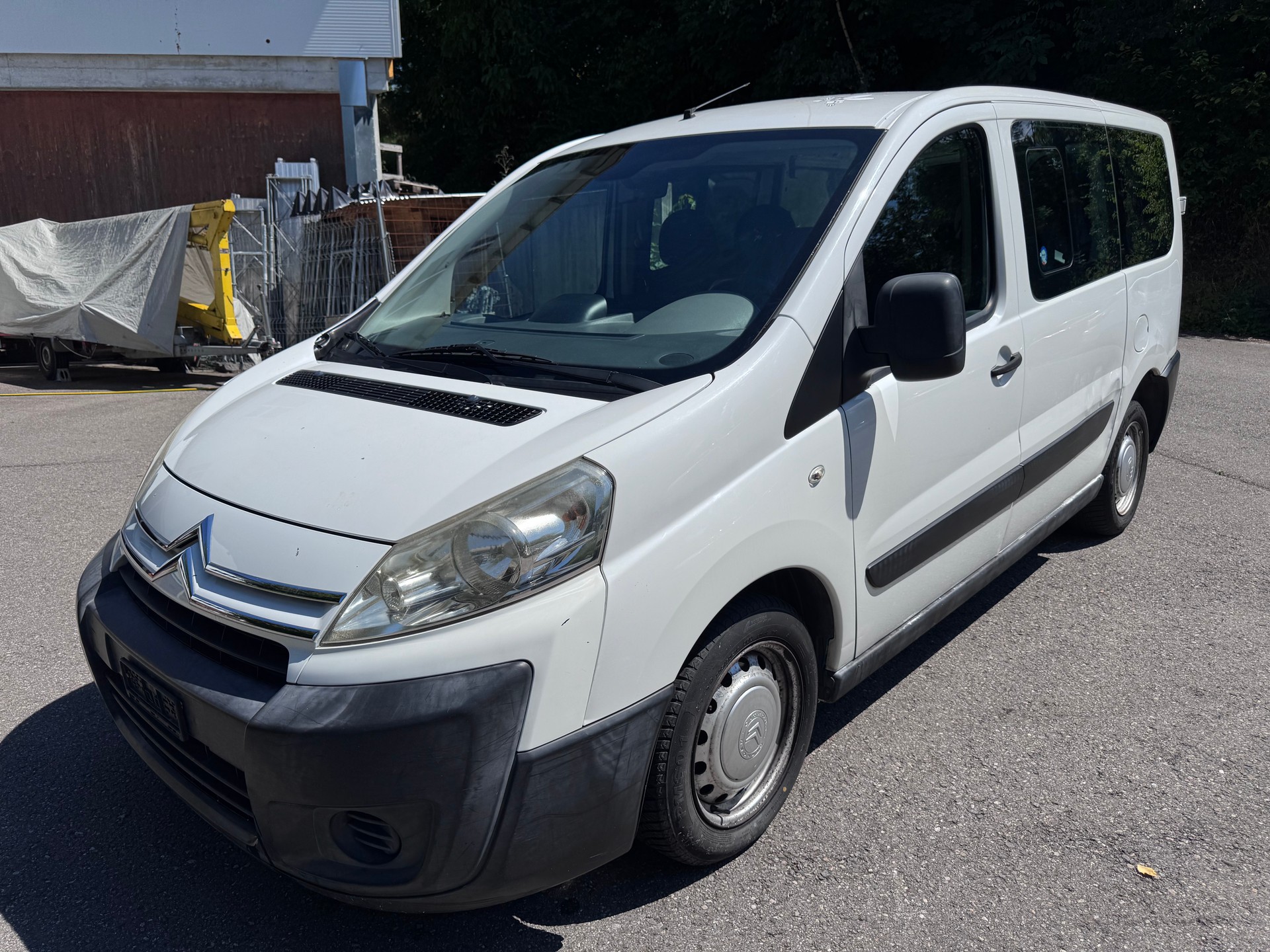 CITROEN Jumpy 2.0 HDi Loisirs L2H1-image-1
