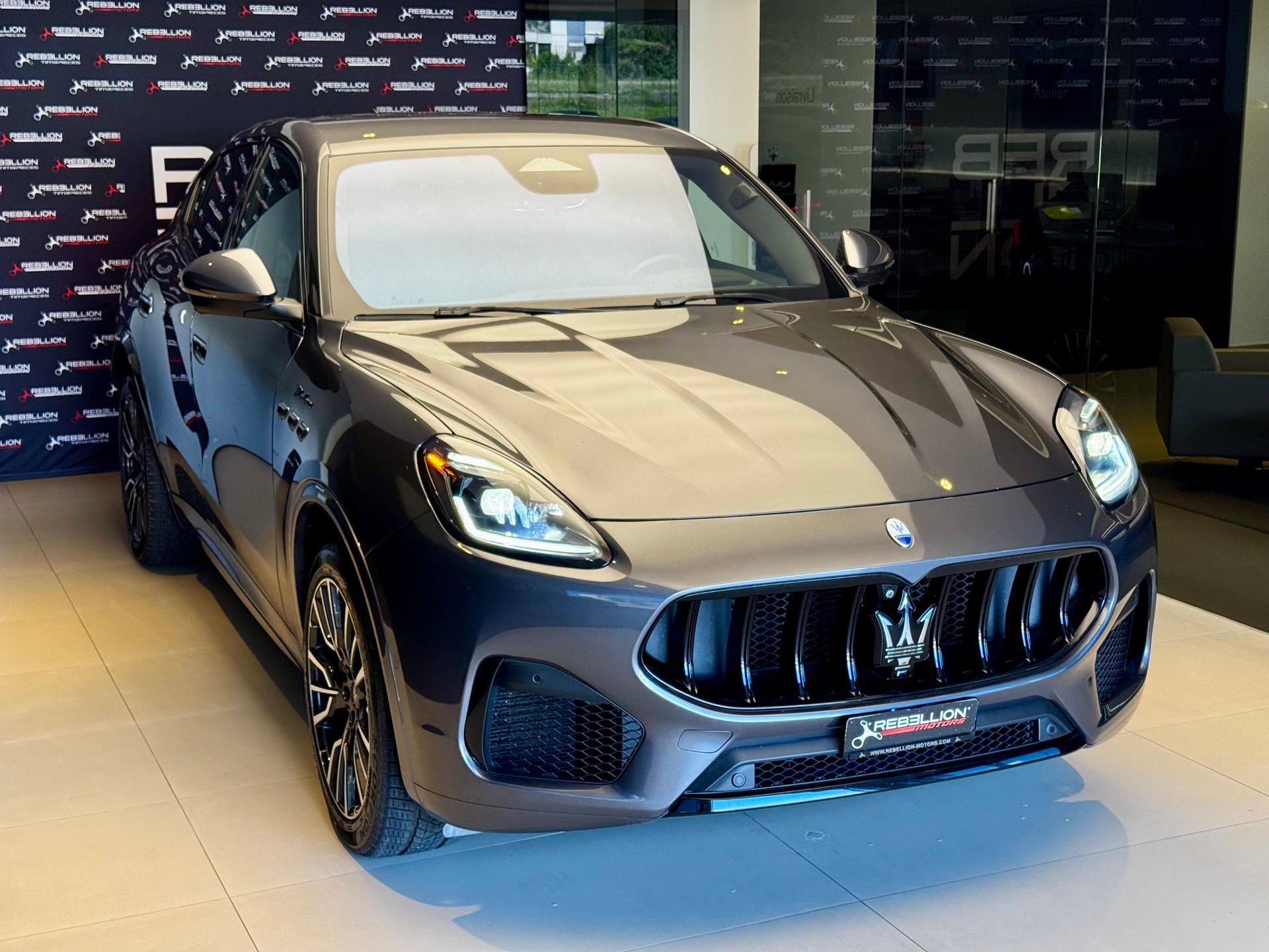 MASERATI Grecale 2.0 MHEV Modena Hybrid Automatica-image-2