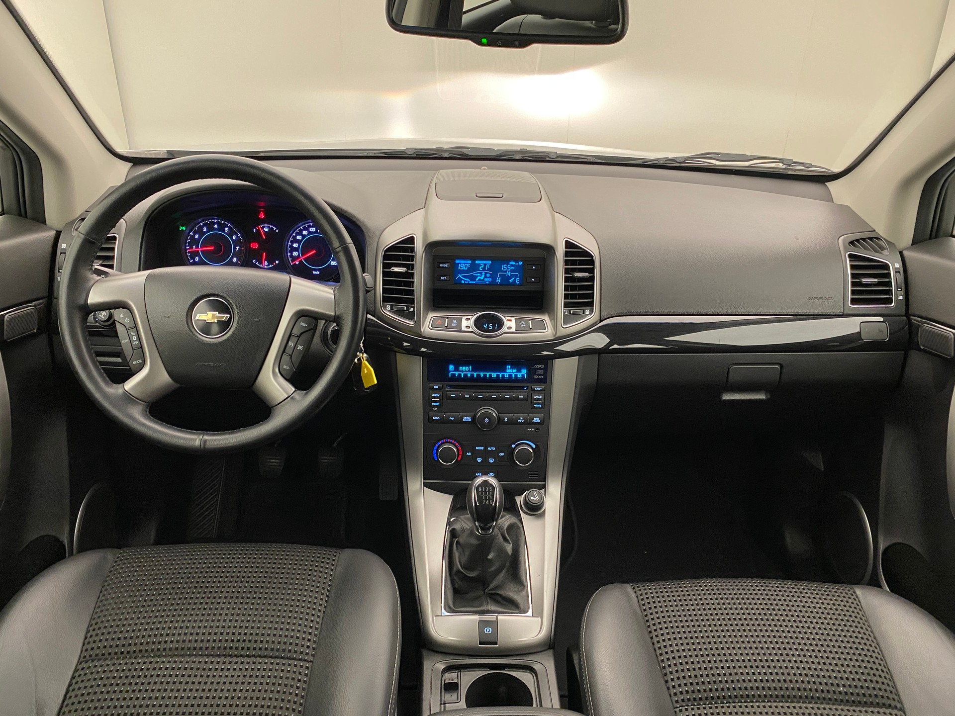 CHEVROLET Captiva 2.4 4x4-image-6