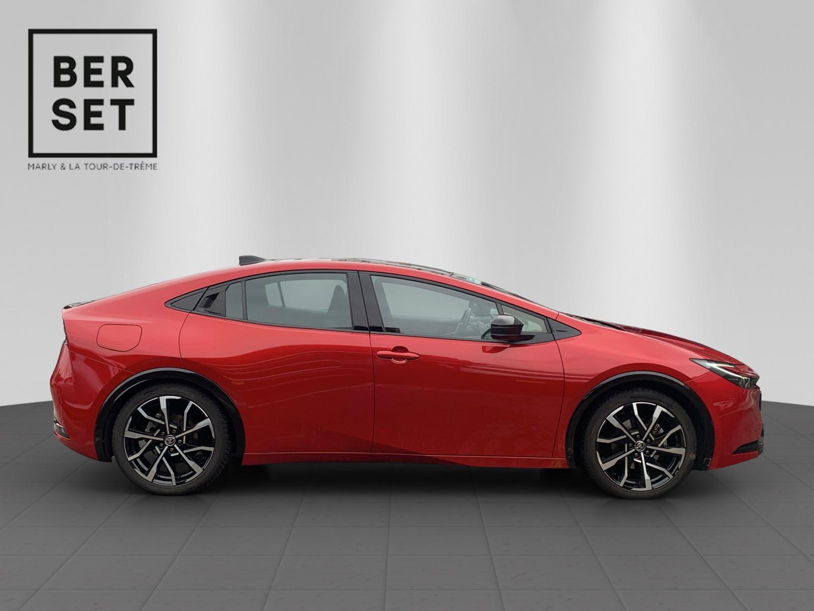 TOYOTA Prius 2.0 Plug-In-Hybrid Style-image-5