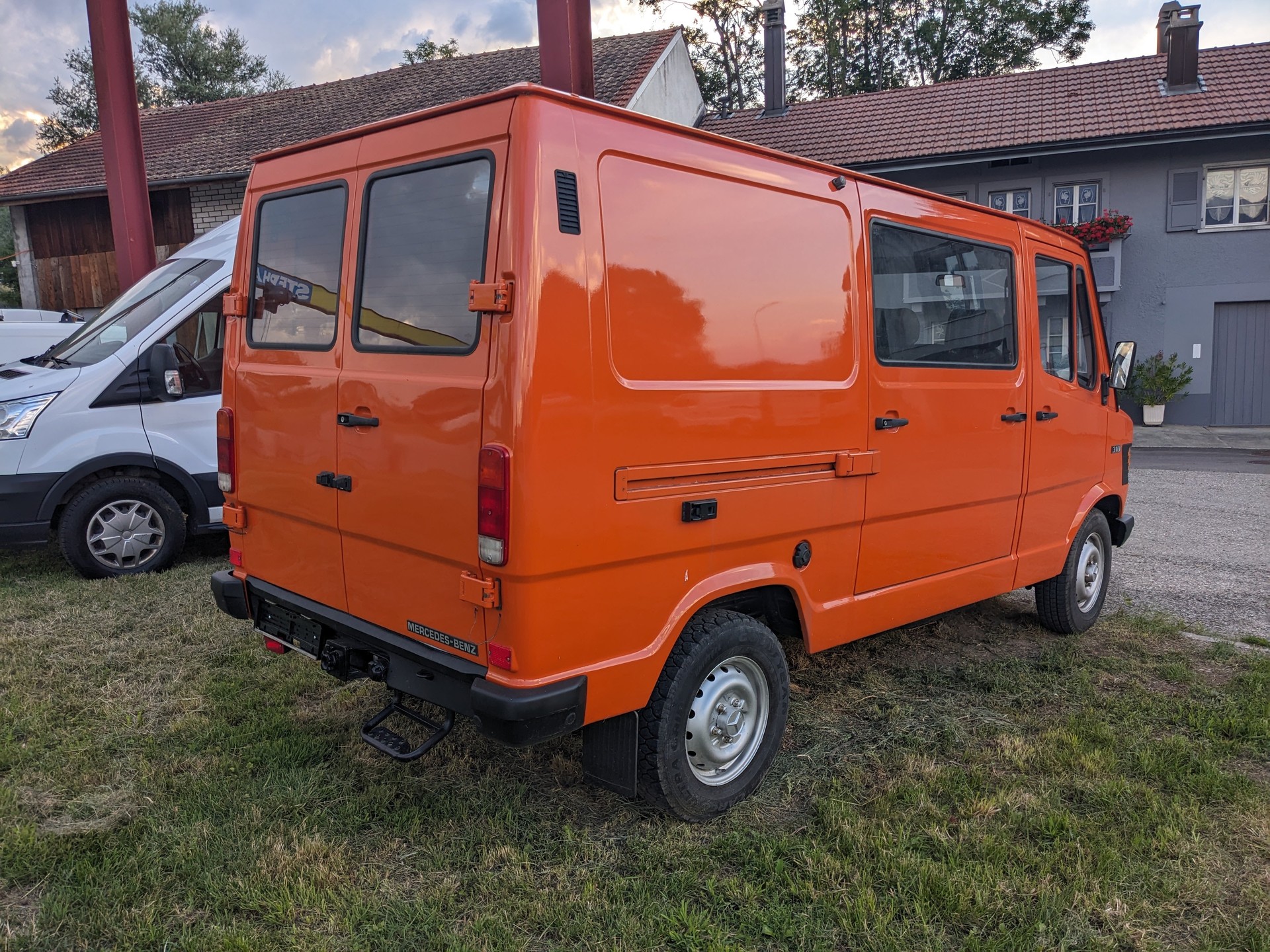 MERCEDES-BENZ 310 (602/35) 602066-image-1