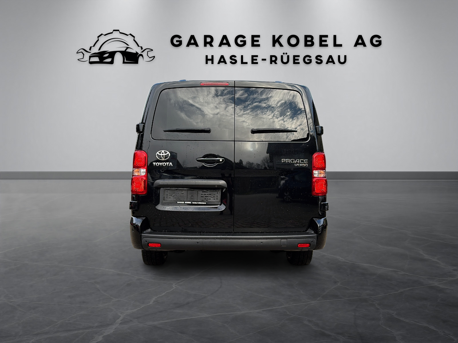 TOYOTA Proace Verso 2.0 D-4D Shuttle Long Automatic-showroom-element-3