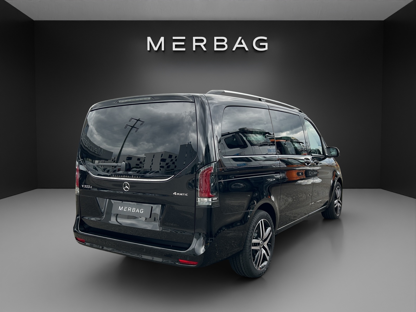 MERCEDES-BENZ V 300 d lang 4Matic 9G-Tronic-image-5