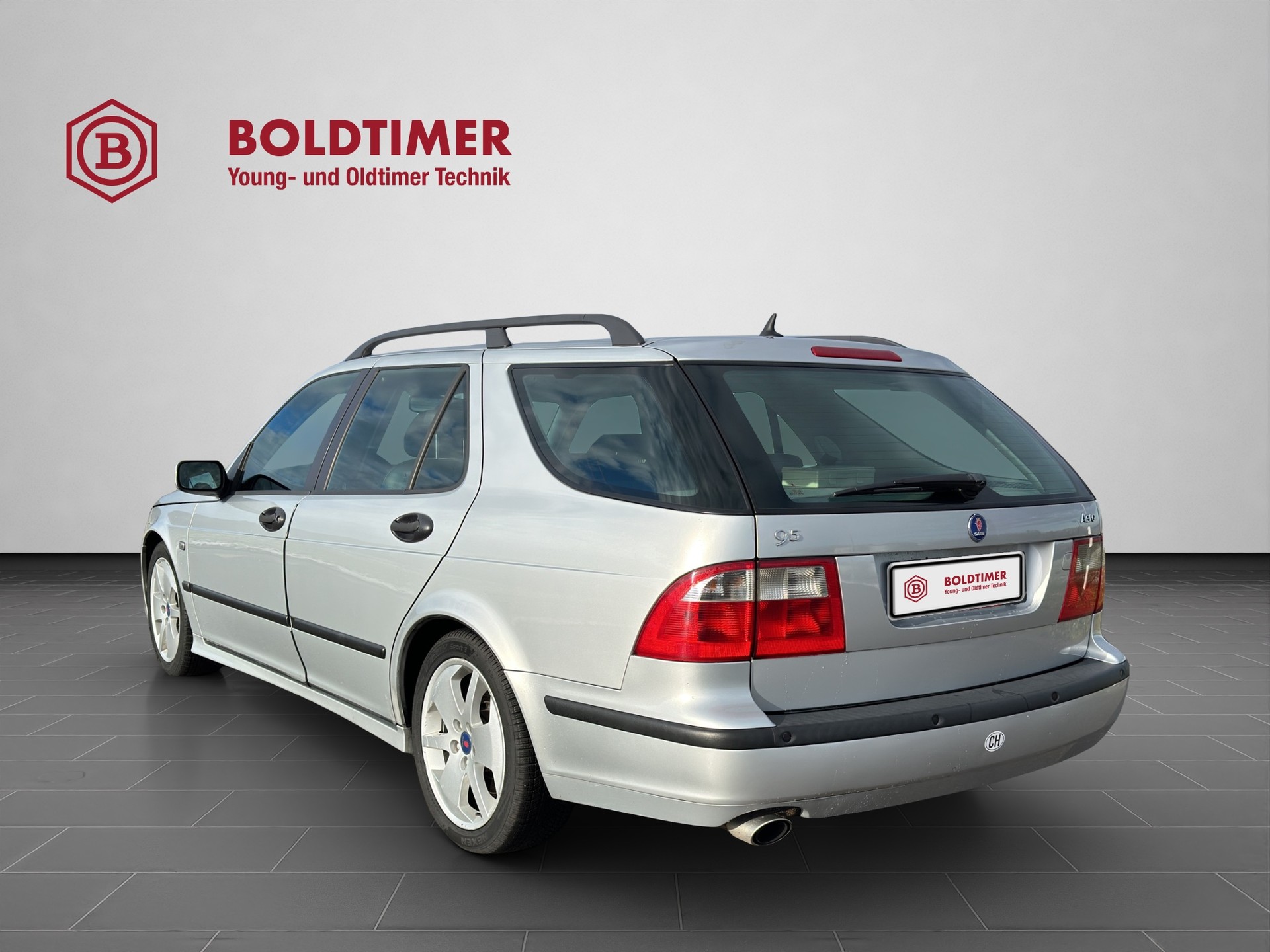 SAAB 9-5 2.3T Aero-image-3