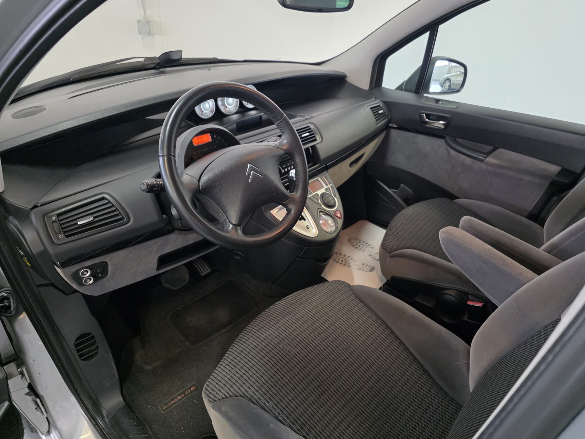 CITROEN C8 2.0 16V HDi Rossignol Automatic-image-14