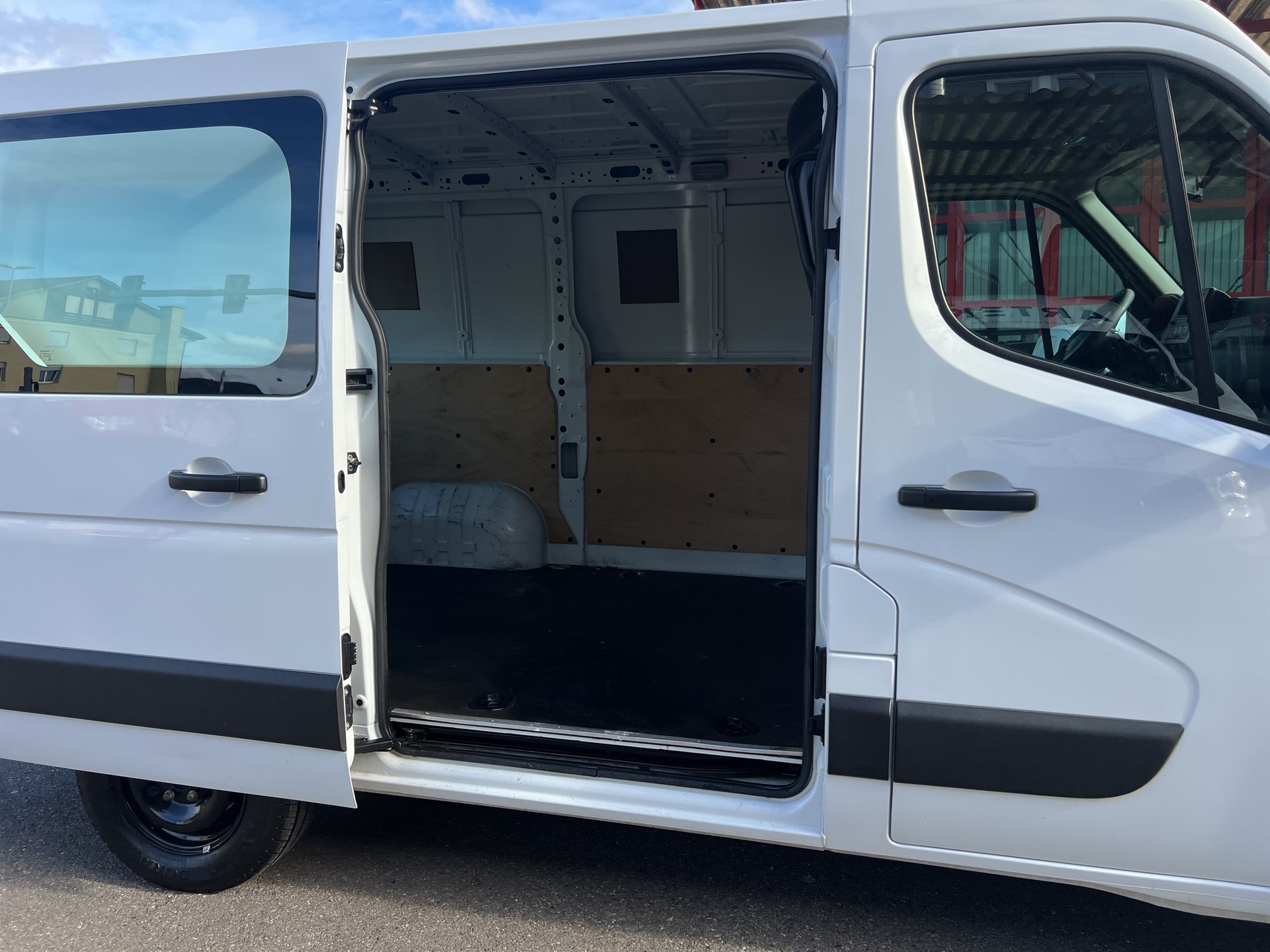 OPEL Movano 2.3 CDTI 3.5t L1H1-image-18