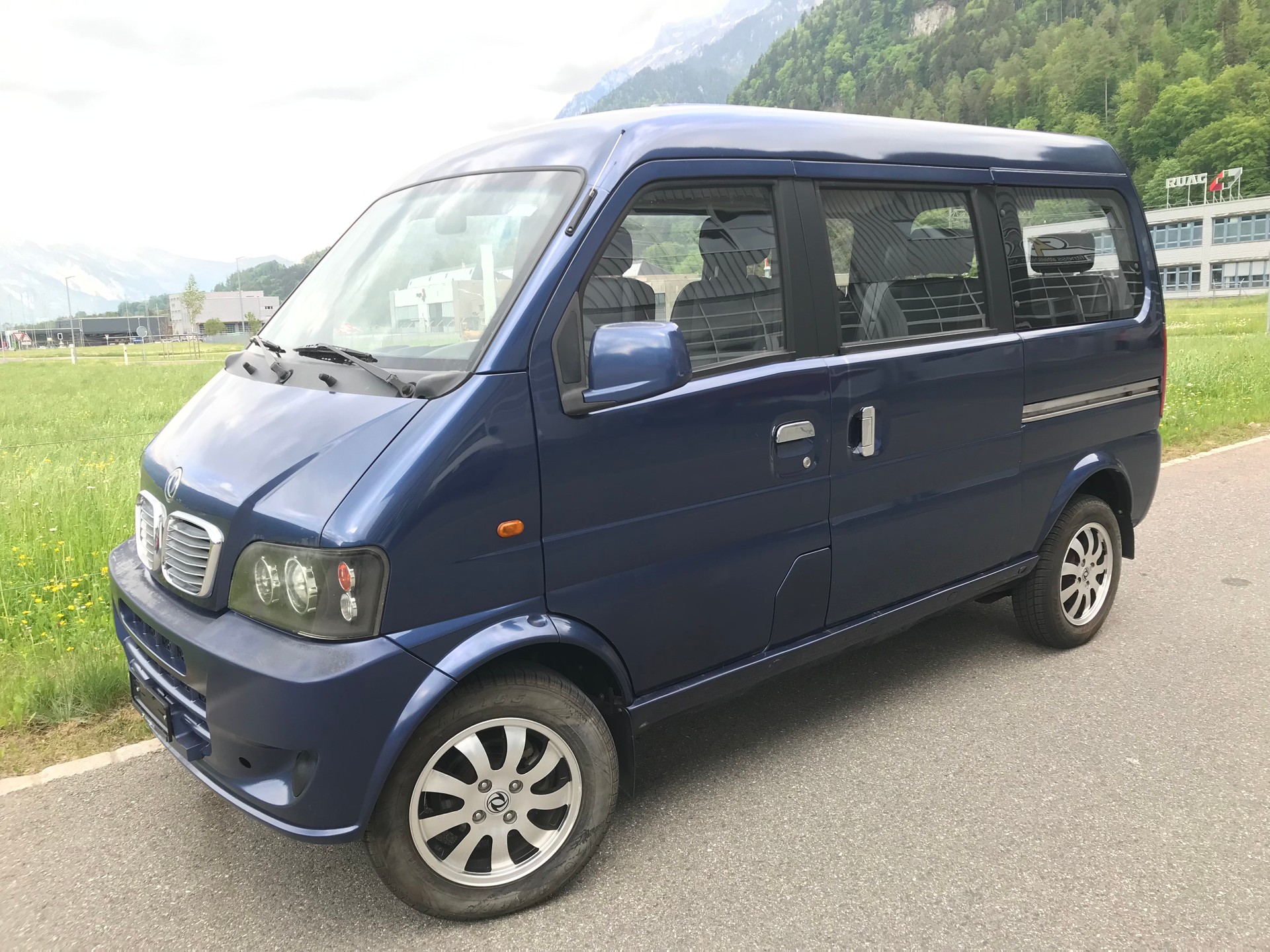 DFM Bus