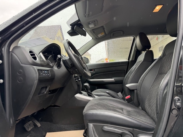 SUZUKI Vitara 1.5 HyCompact Top-image-7