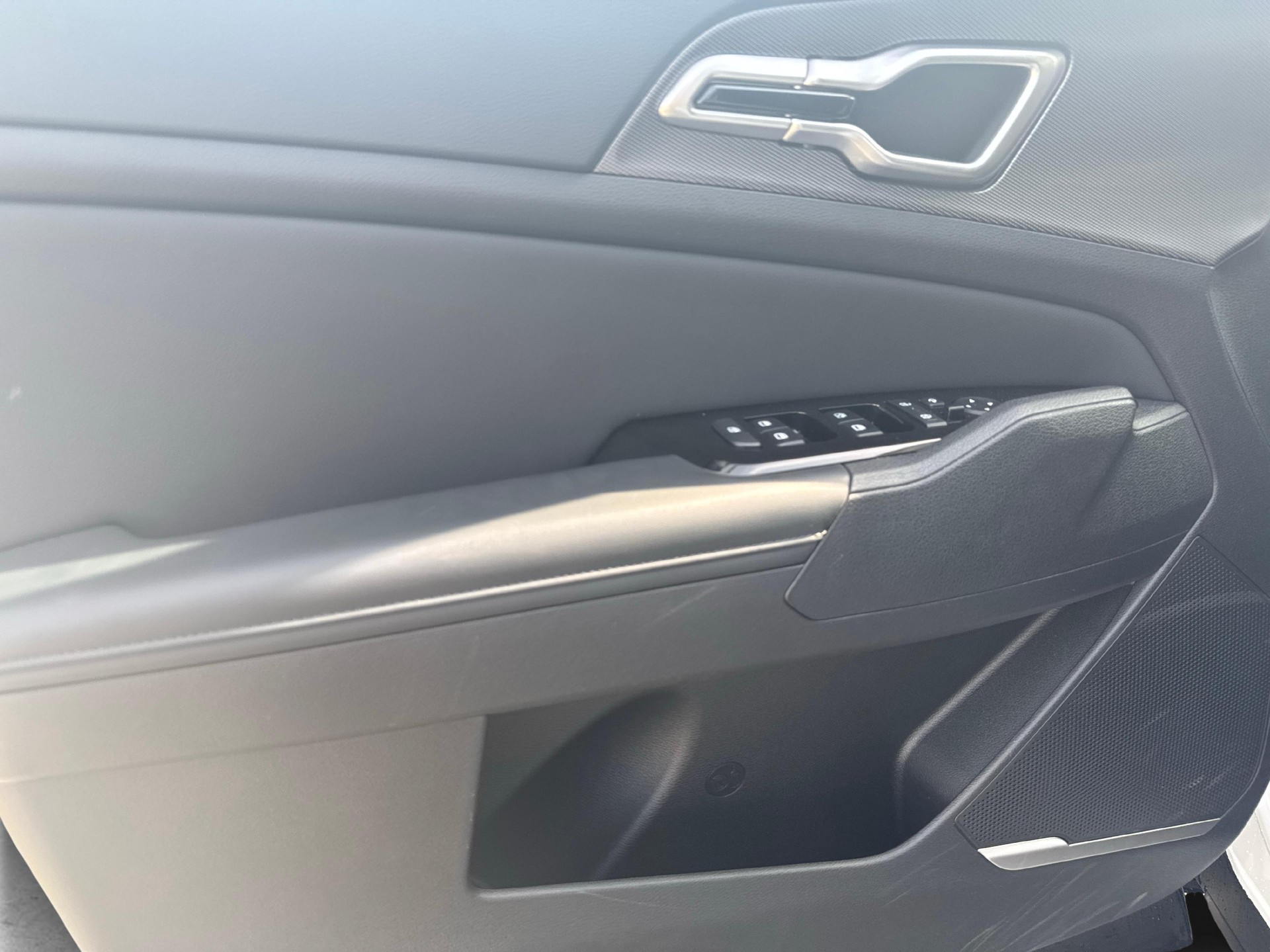KIA Sportage 1.6 T-GDi PHEV Style / ab 3,99% Leasing bei Abschluss einer Protect Autoversicherung-image-12