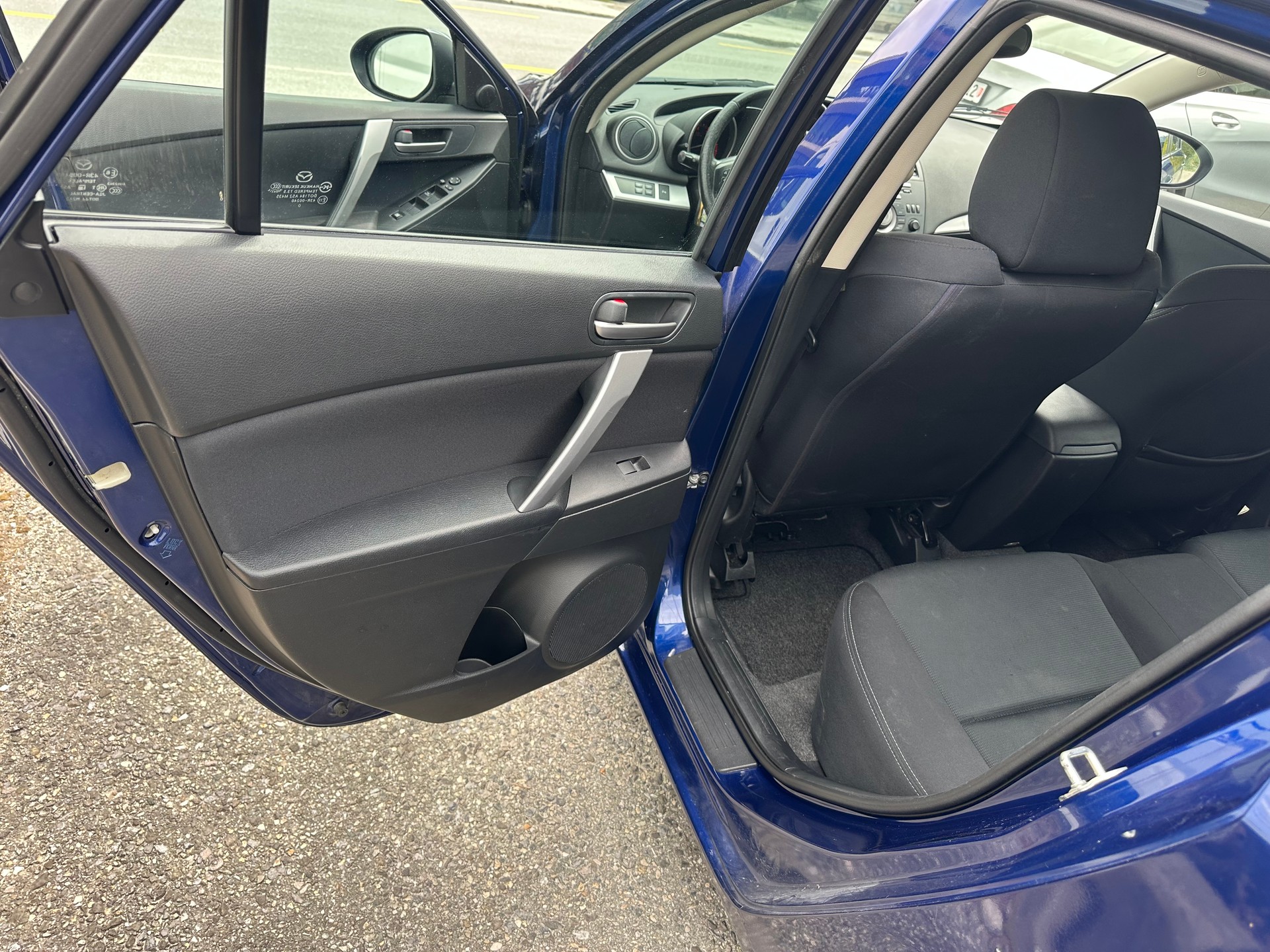 MAZDA 3 2.0 16V Exclusive Activematic-image-9