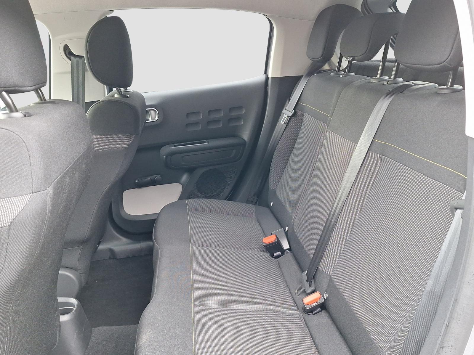 CITROEN C3 1.2 PureTech Shine-image-10