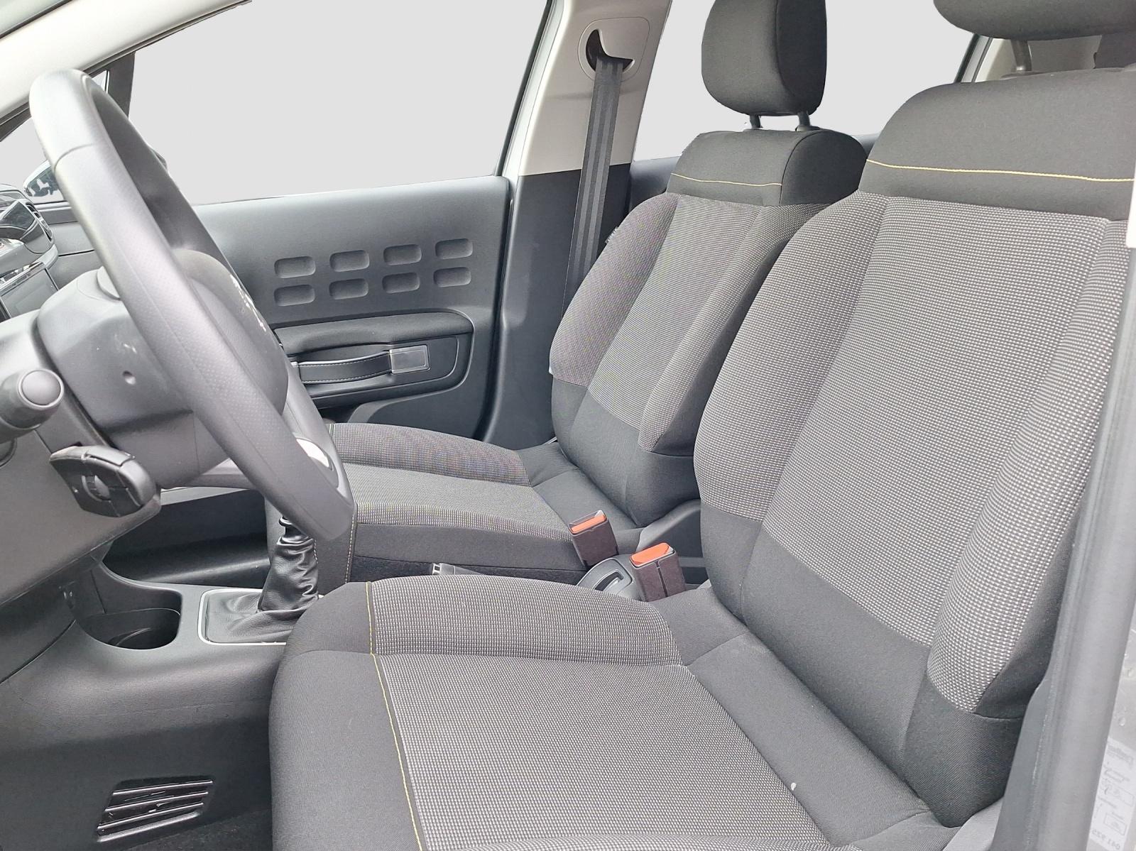 CITROEN C3 1.2 PureTech Shine-image-9
