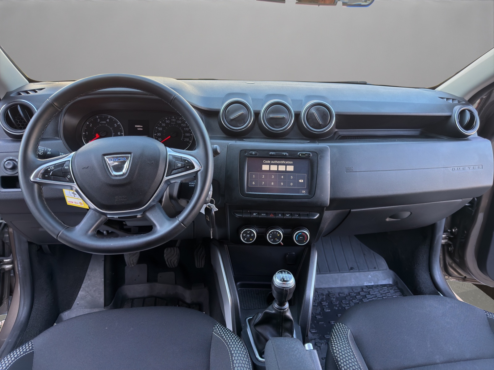 DACIA Duster SCe 115 Comfort 4x2-image-13