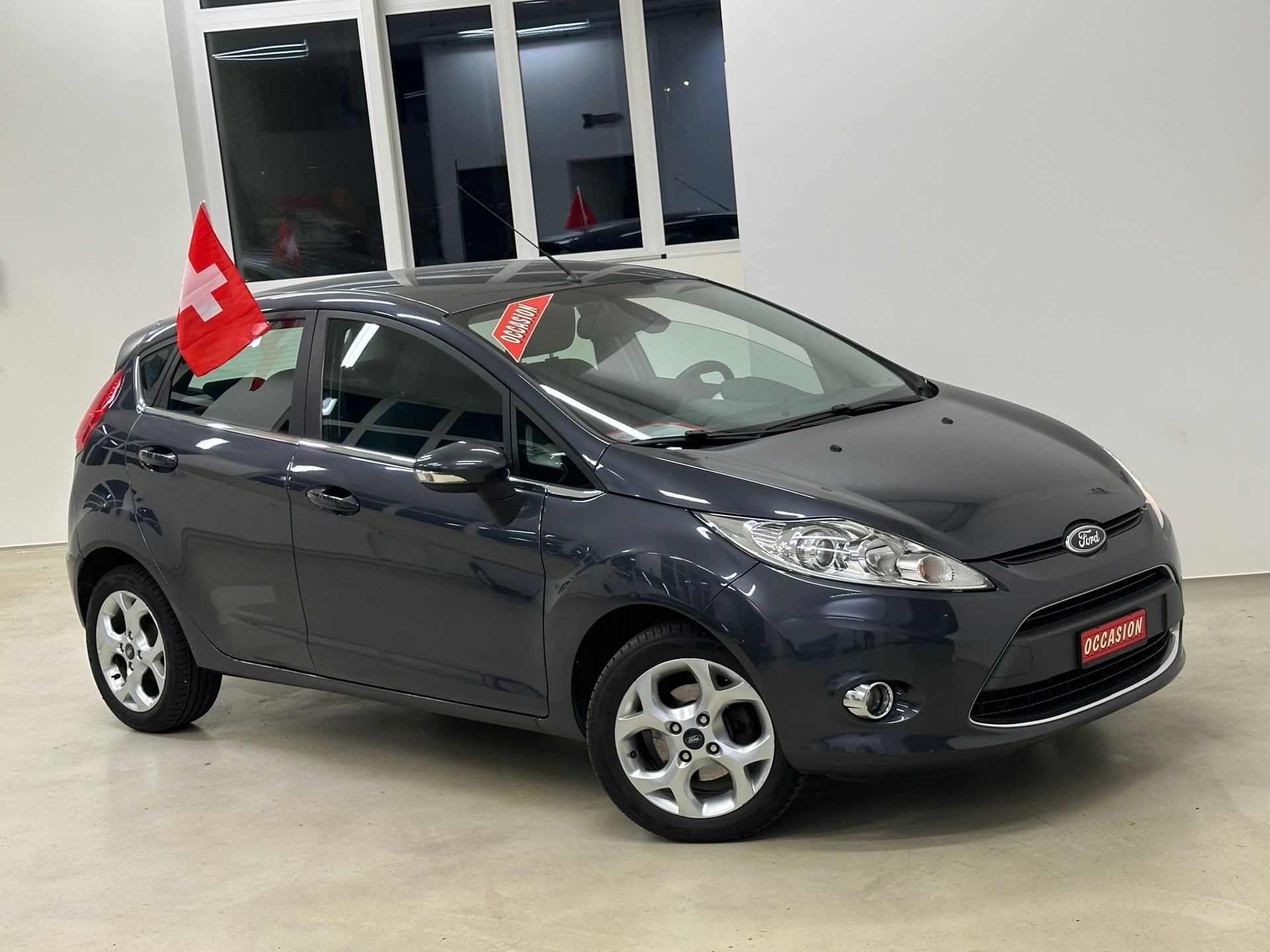 FORD Fiesta 1.4 16V Titanium